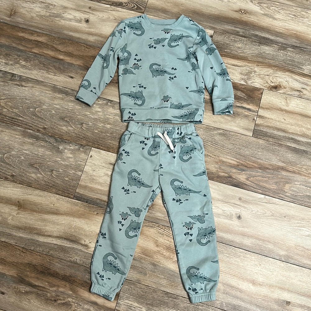 Old navy outfit